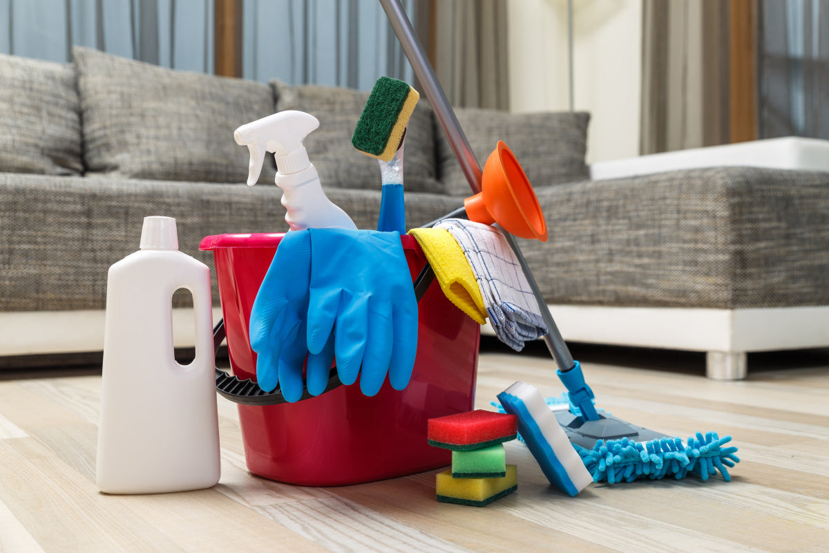 Domestic & Commercial Cleaning